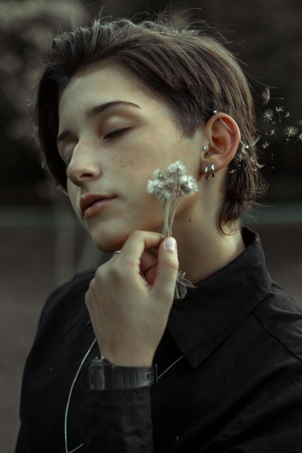 Découvrez les meilleurs piercings tragus à prix réduit